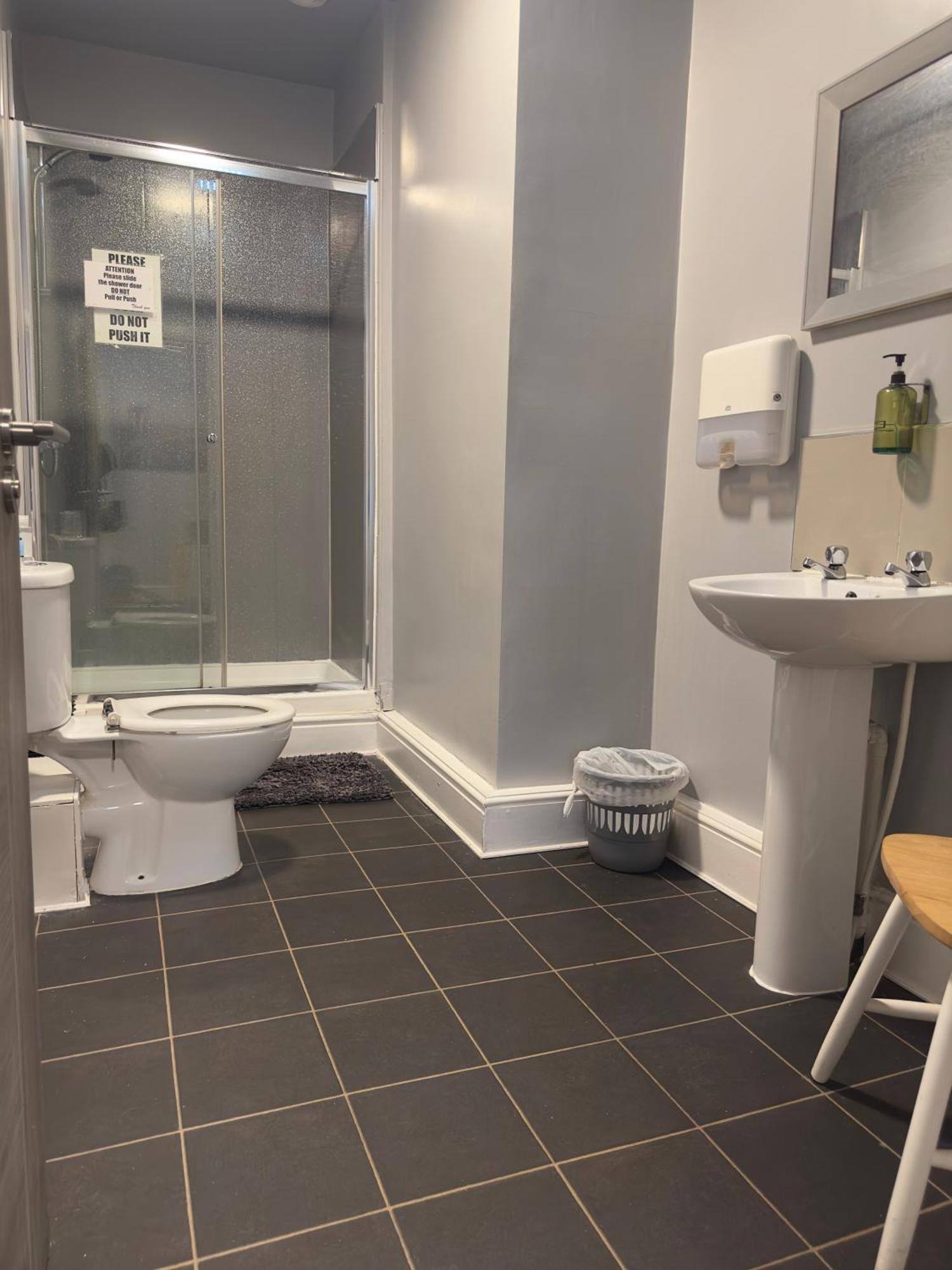 Couette-café The Alfred 3*